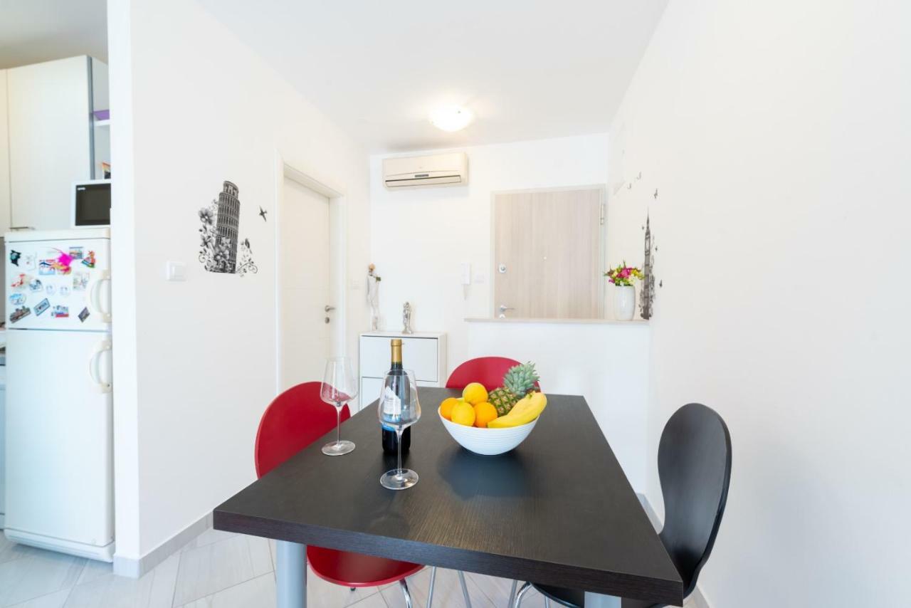 Apartman Ll Split Buitenkant foto